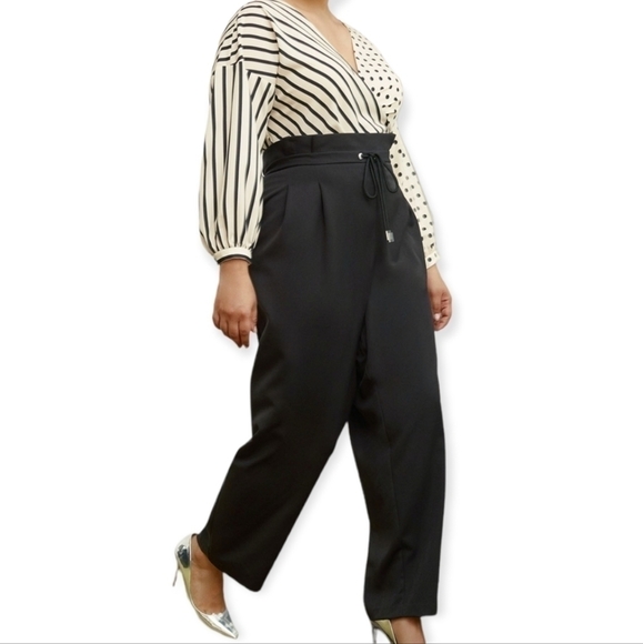 Eloquii Paperbag Cropped Drawstring Black Pants - Picture 4 of 10